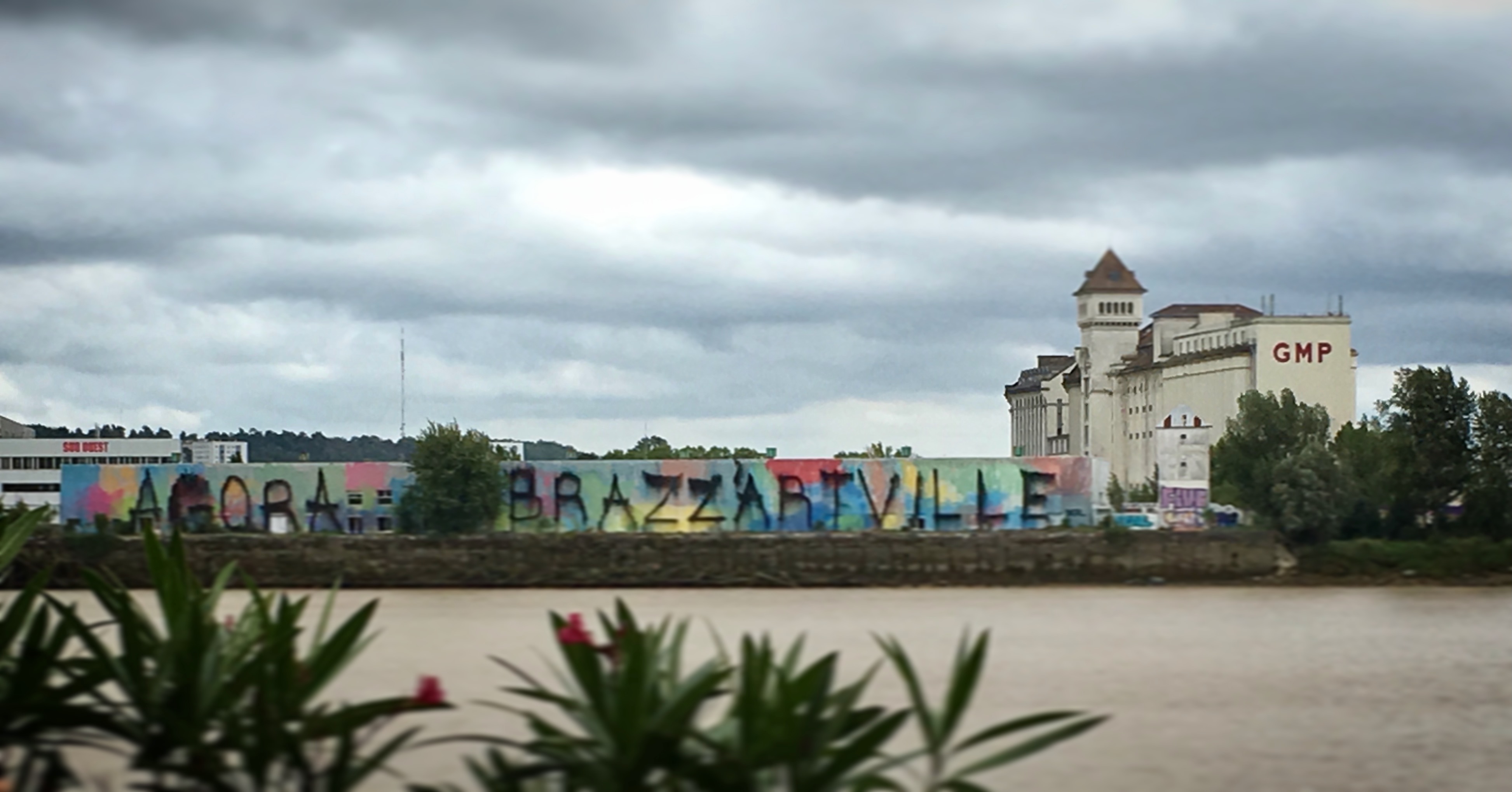 Random image
